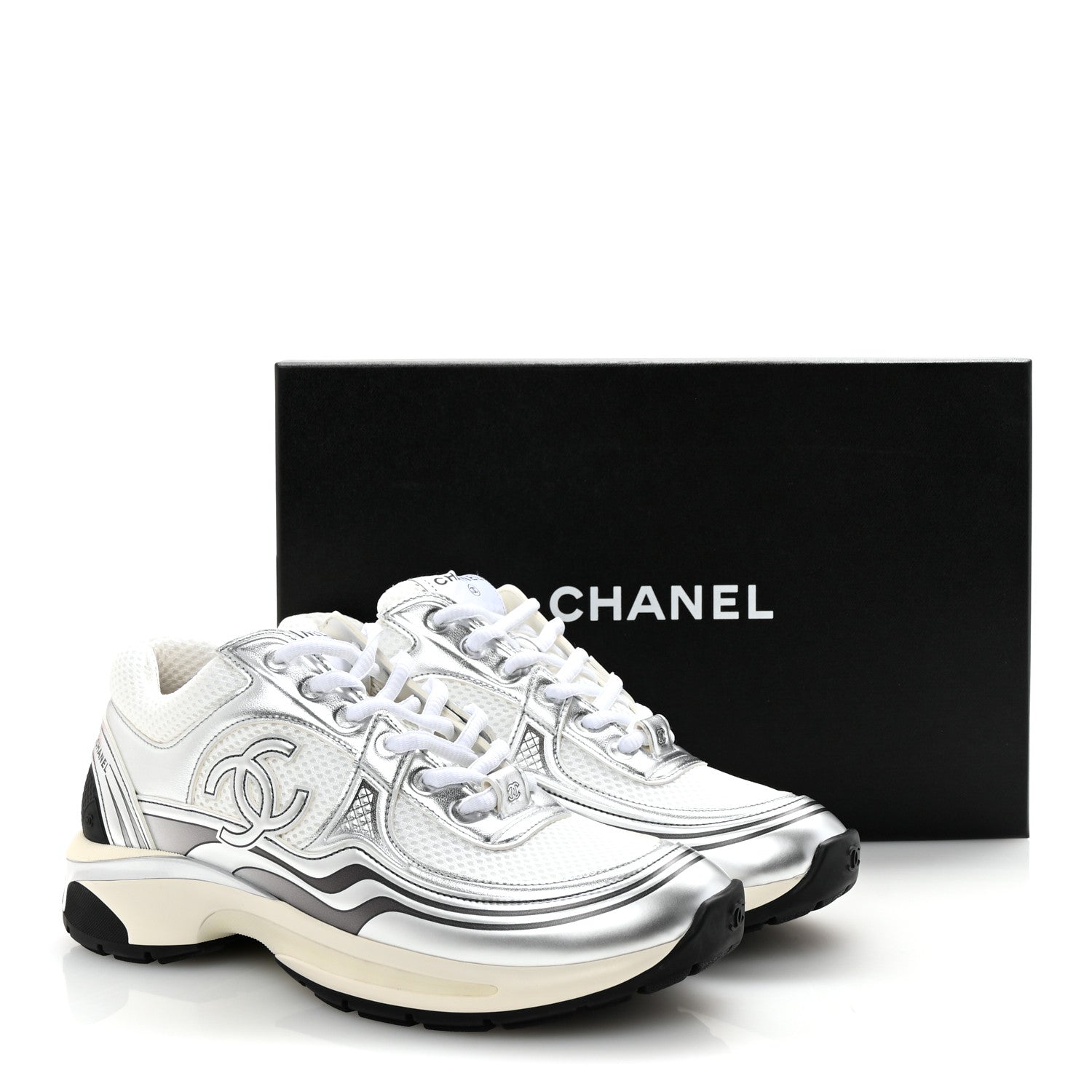 Chanel Fabric Laminated Calfskin Stretch CC Womens Sneakers 38.5 Ivory White Silver 10 of 10