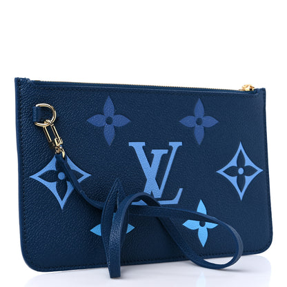 Louis Vuitton Empreinte Monogram Giant Pochette MM Degrade Bleu 3 of 5