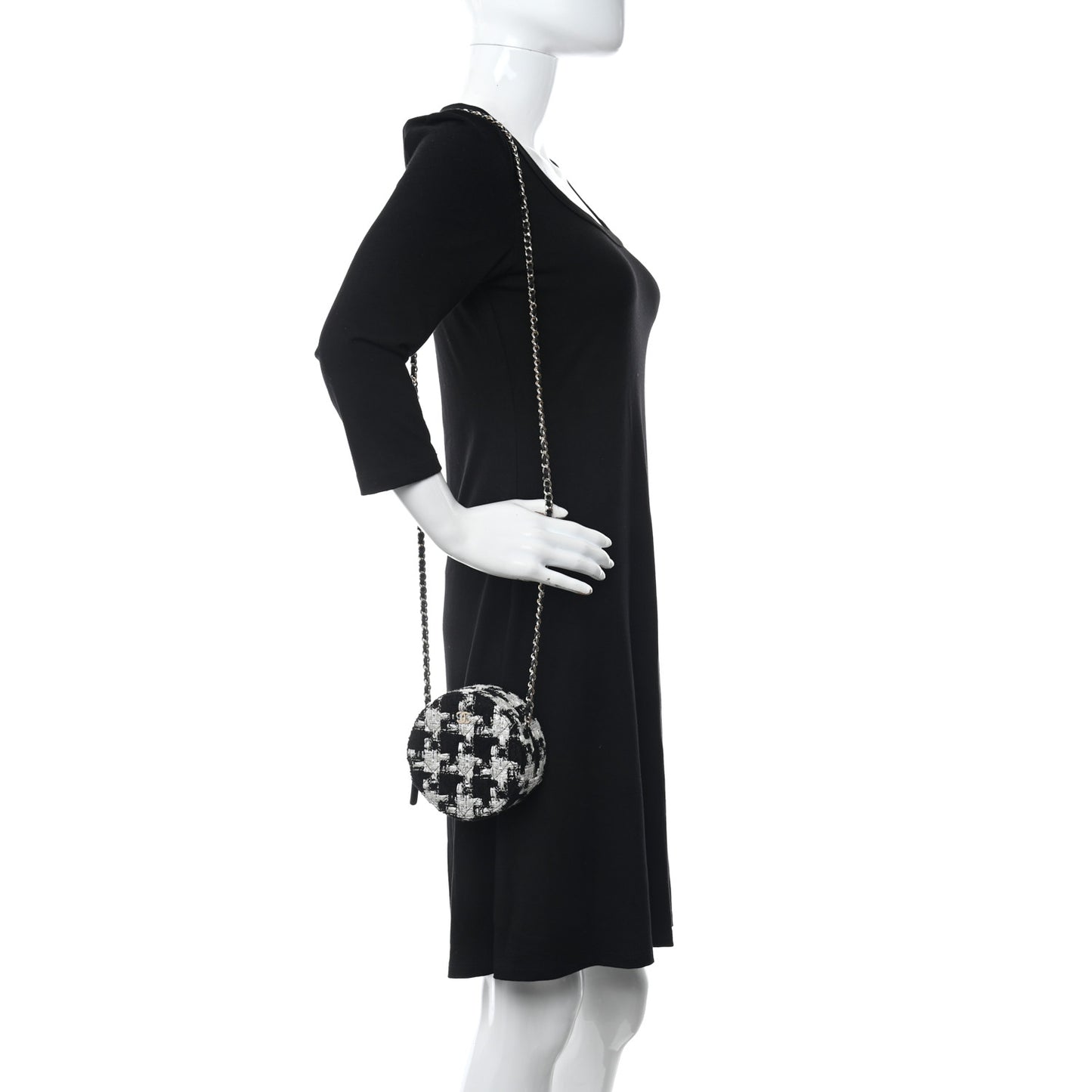 Tweed Quilted Round Clutch With Chain Black Ecru White