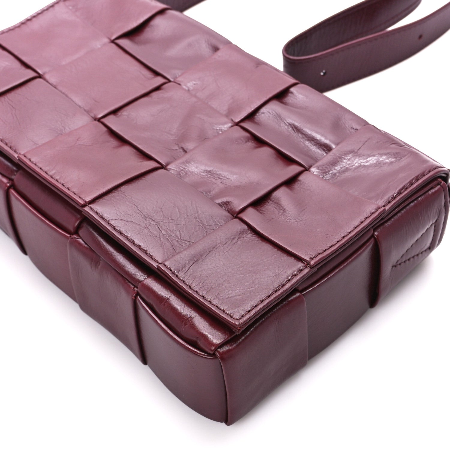 Bottega Veneta Paper Calfskin Maxi Intreccio Cassette Crossbody Bag Barolo 9 of 10