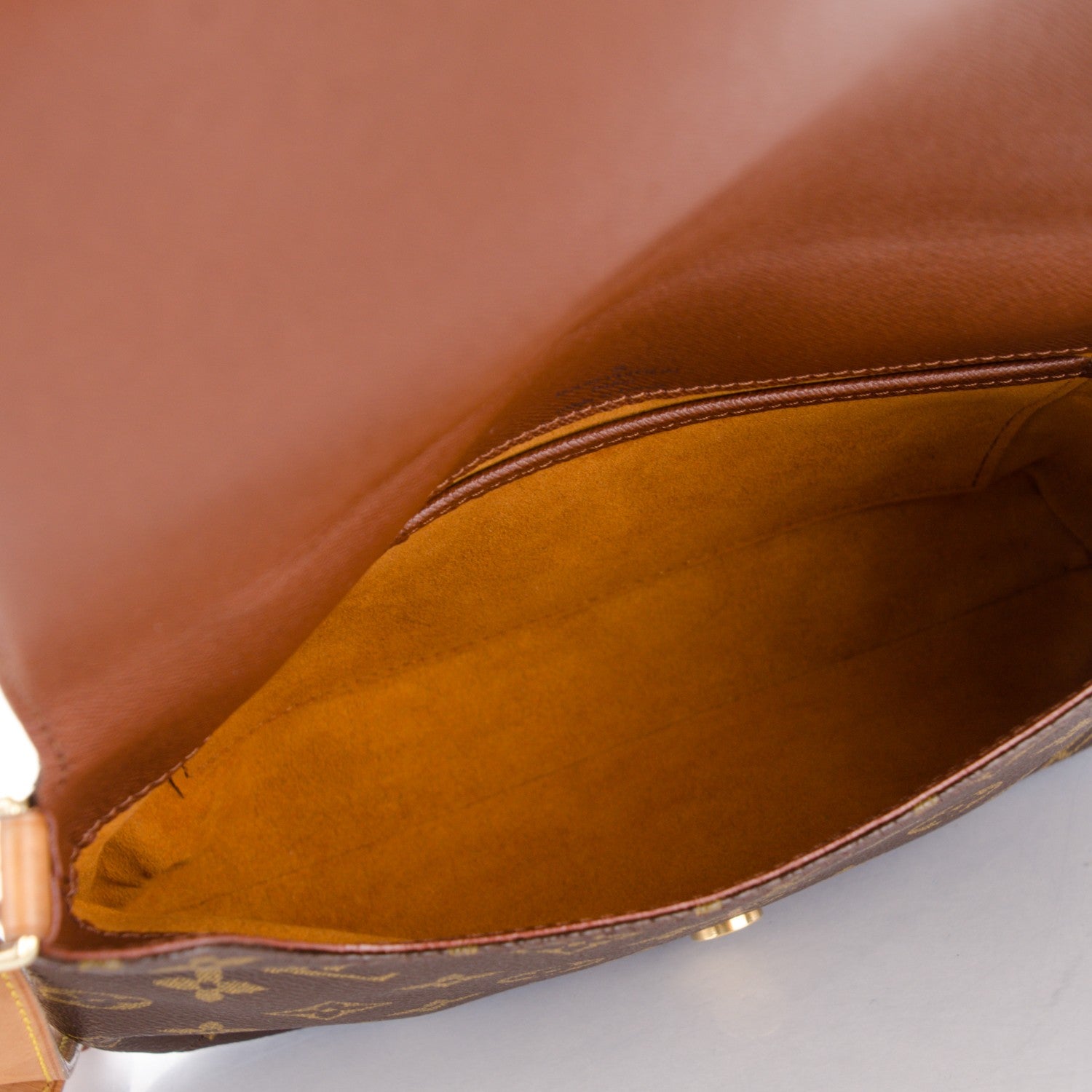 Louis Vuitton Monogram Musette Tango 5 of 8