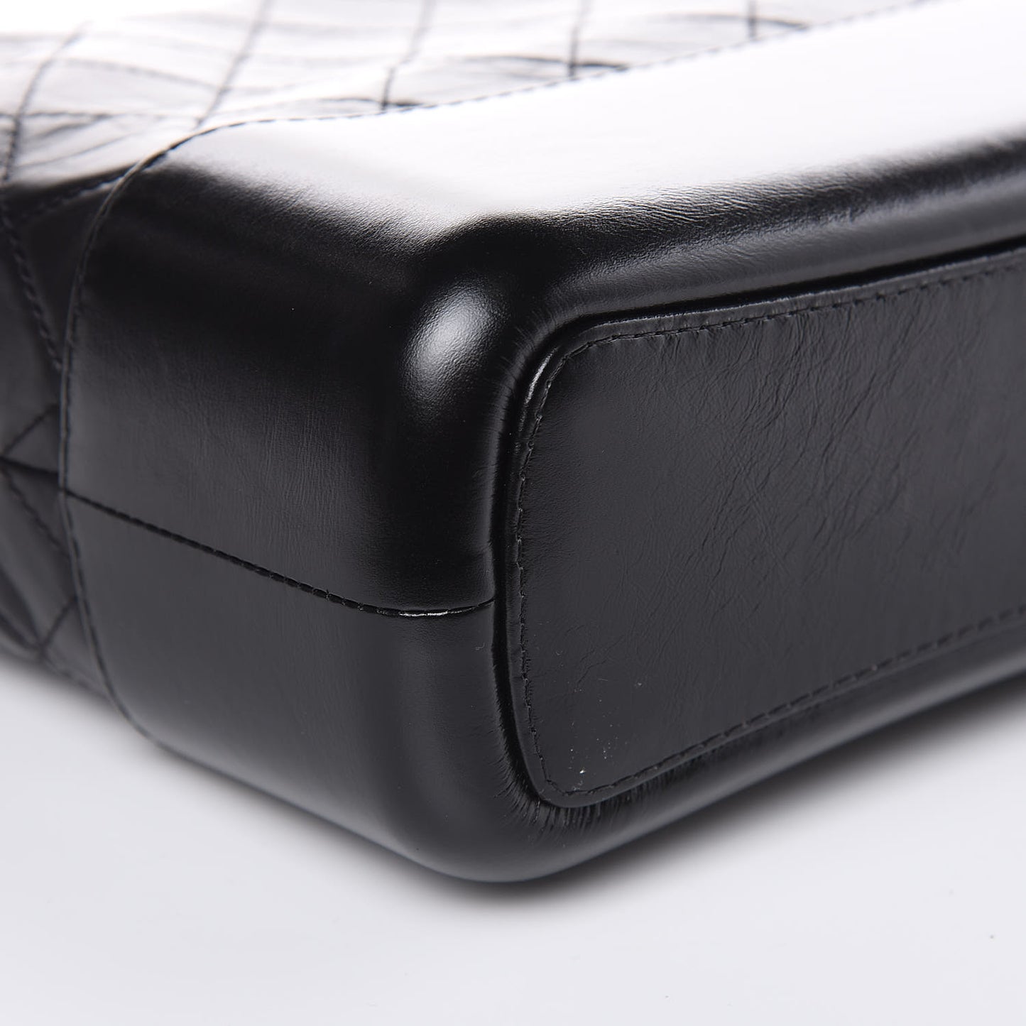 Aged Calfskin Quilted Medium Gabrielle Hobo Black