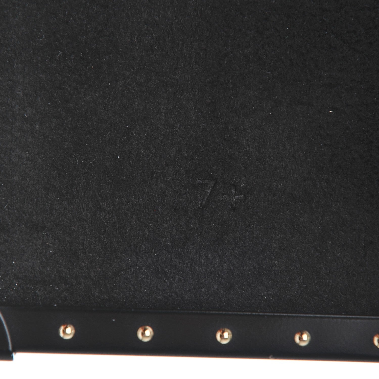 Louis Vuitton Monogram Eye-Trunk iPhone 7 Plus Case 7 of 7