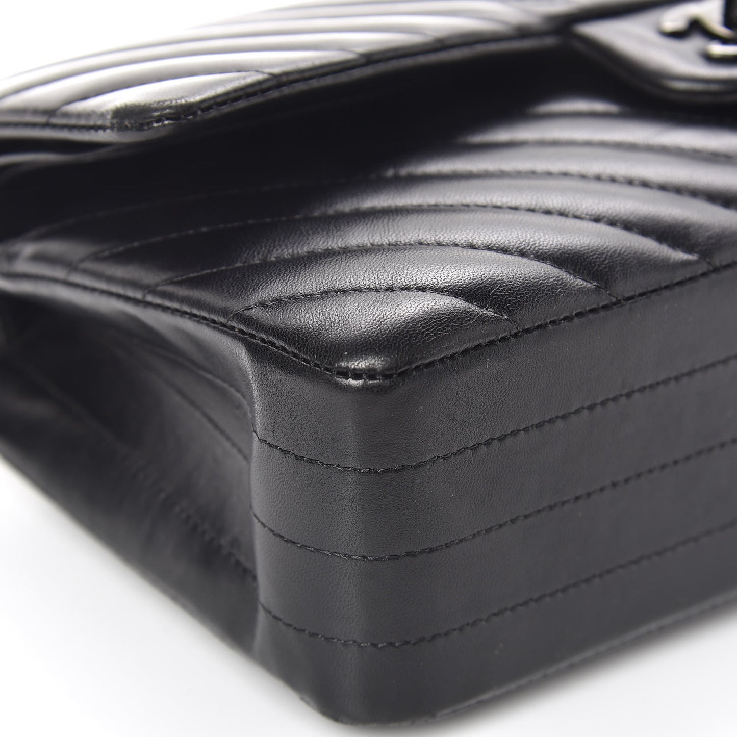 Lambskin Chevron Quilted Medium Double Flap So Black