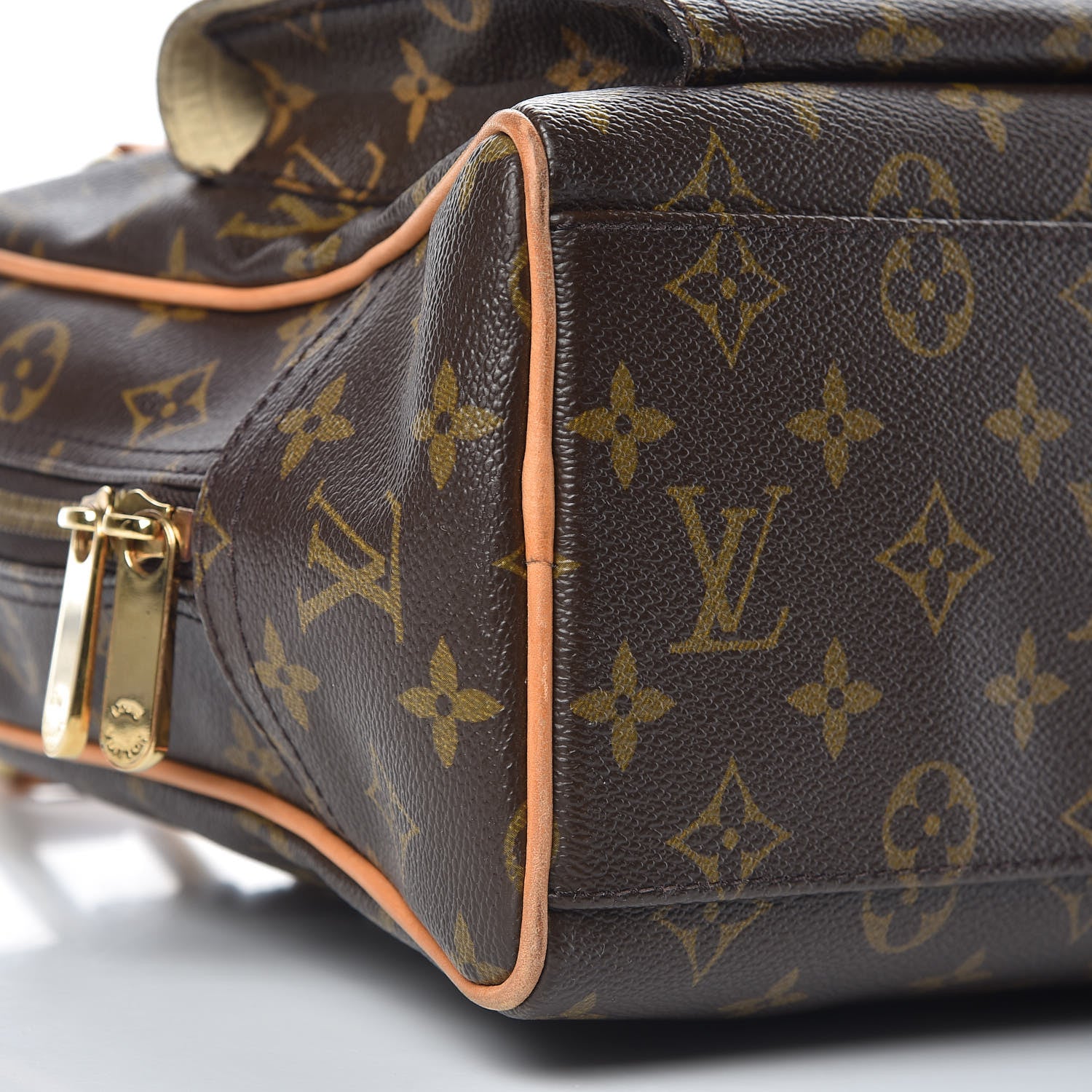 Louis Vuitton Monogram Manhattan GM 9 of 20