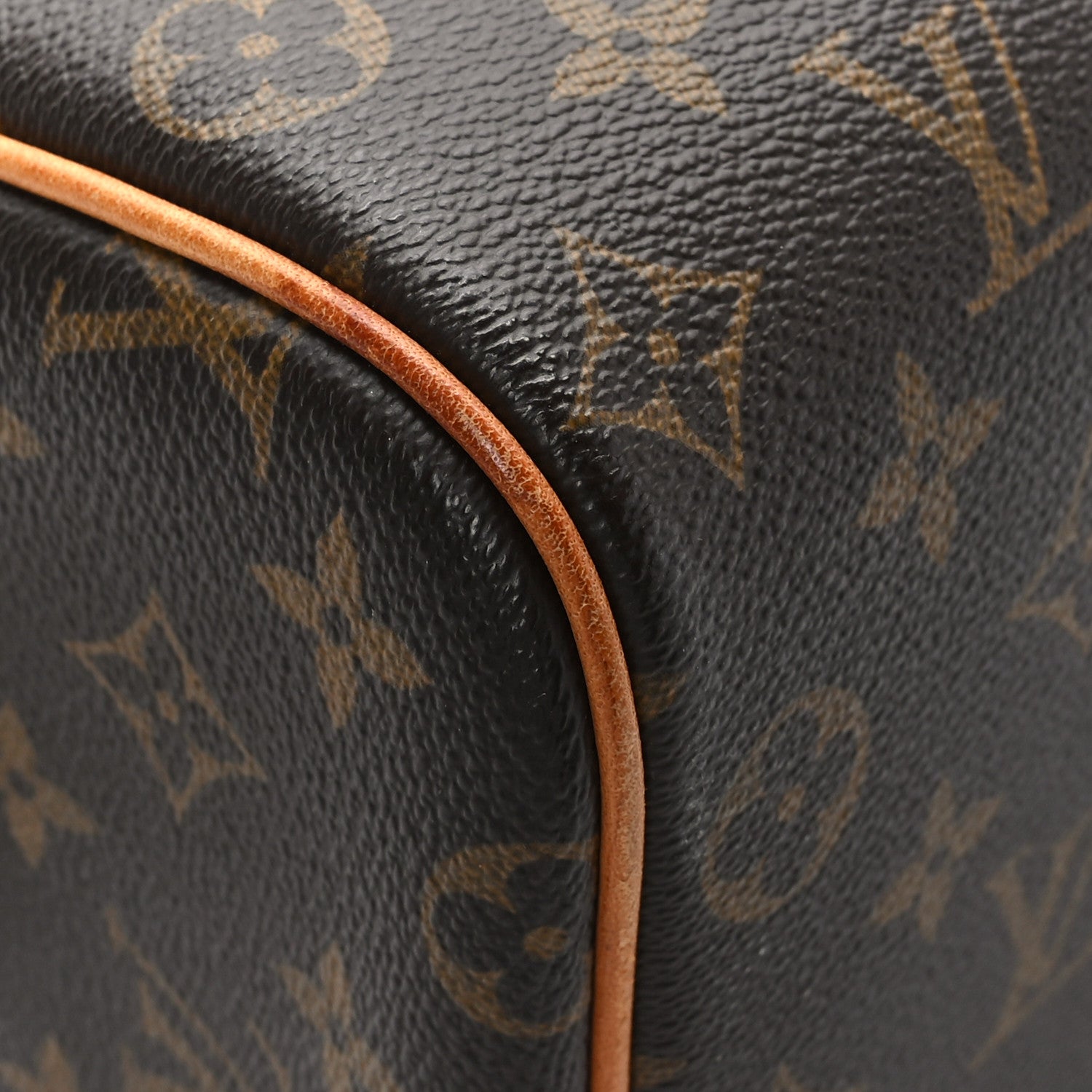 Louis Vuitton Monogram King Size Toiletry Bag 7 of 10