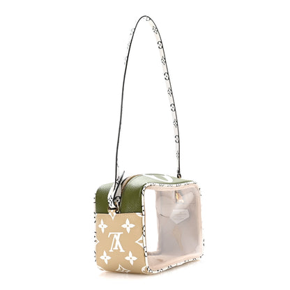 Louis Vuitton Monogram Giant Beach Pouch Kaki 3 of 10