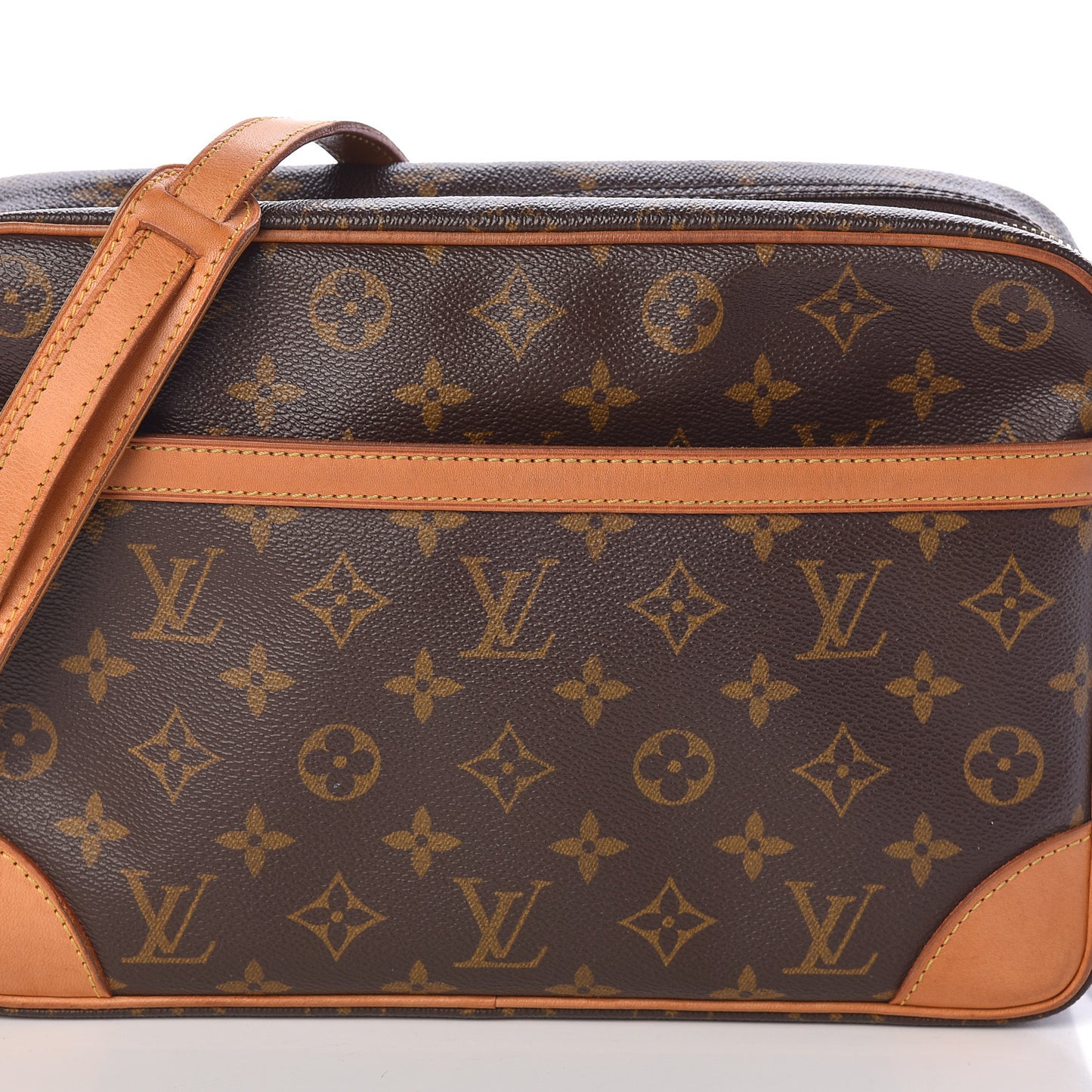 Monogram Trocadero 30