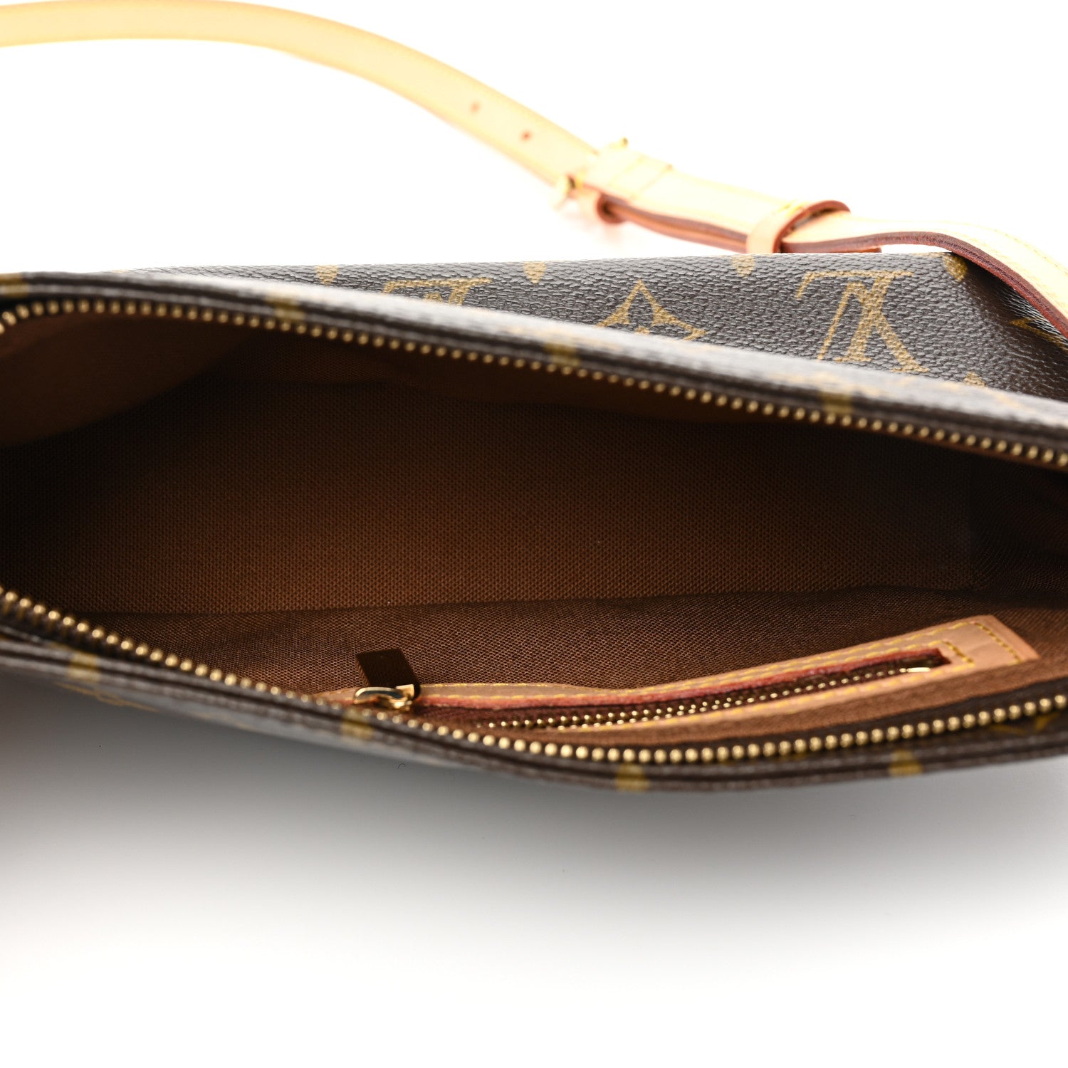 Louis Vuitton Monogram Trotteur 5 of 8
