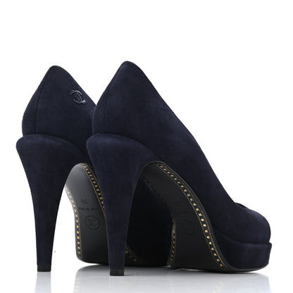 Chanel Suede Patent Cap Toe Pumps 38 Marine Fonce 3 of 4