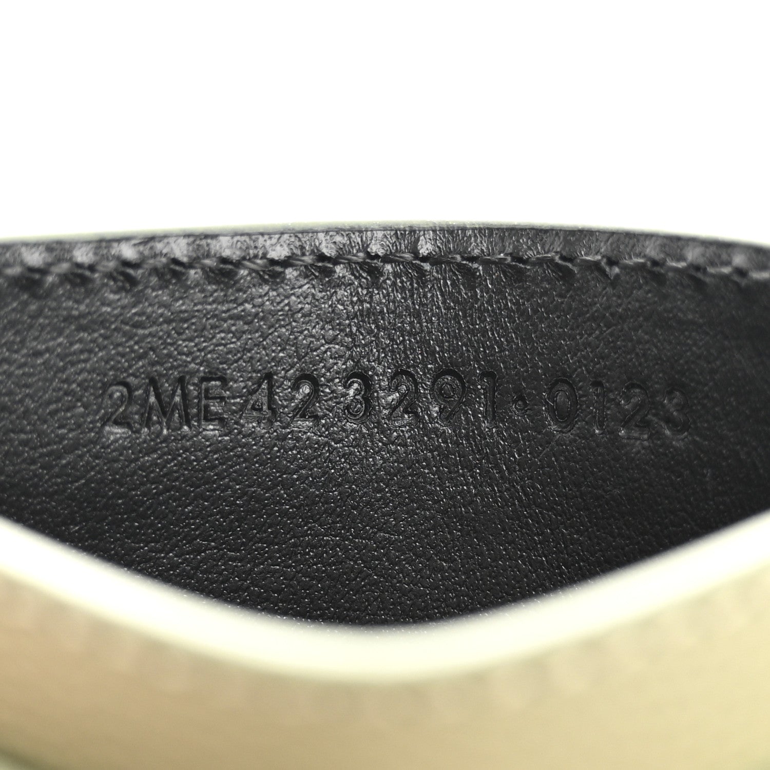 Saint Laurent Grain De Poudre Matelasse Chevron Monogram Credit Card Case Light Musk 7 of 7