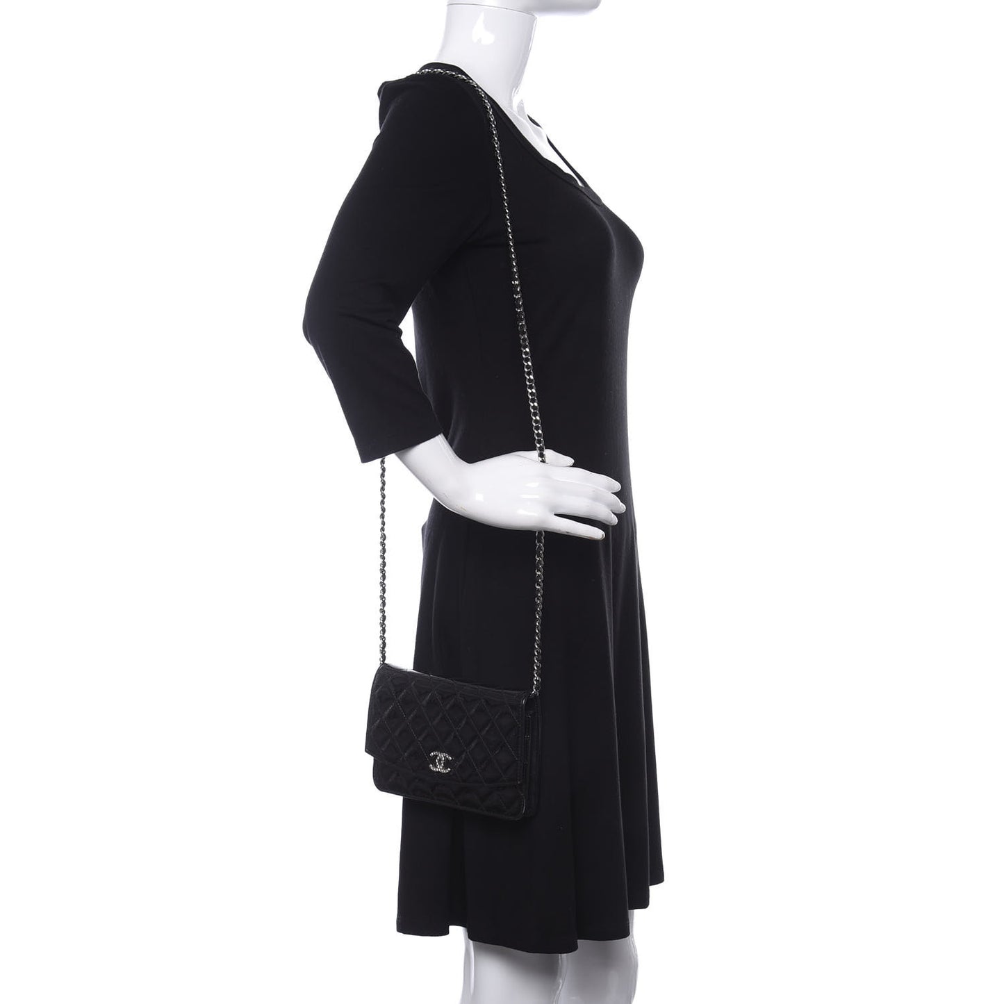 Patent Quilted Brilliant Wallet On Chain WOC Black