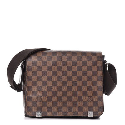Louis Vuitton Damier Ebene District PM 1 of 12