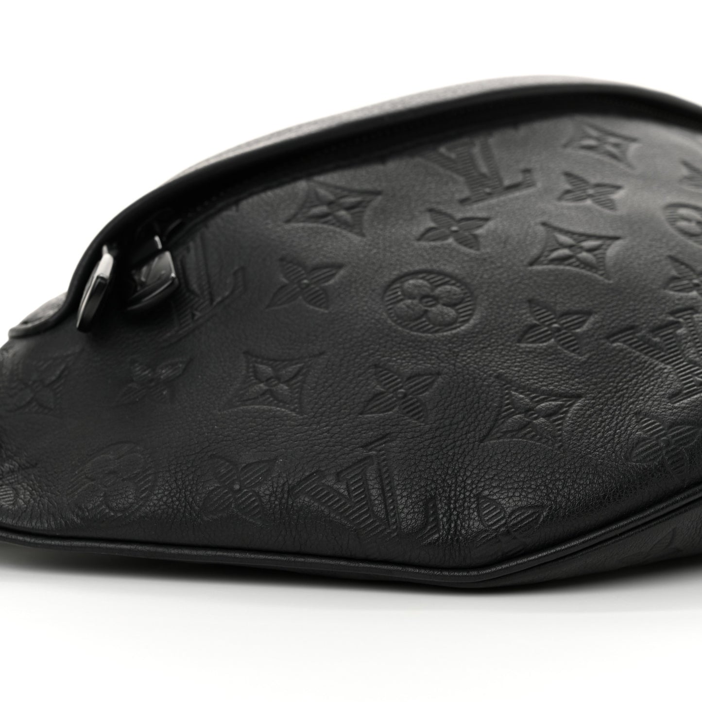 Calfskin Monogram Shadow Discovery Bumbag Black