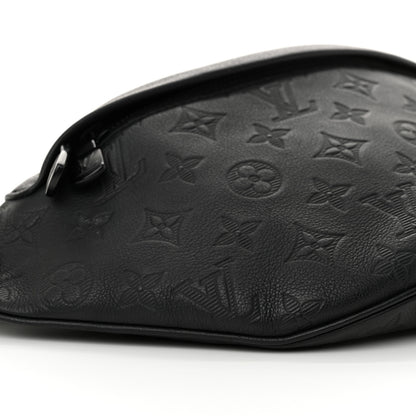 Louis Vuitton Calfskin Monogram Shadow Discovery Bumbag Black 8 of 9