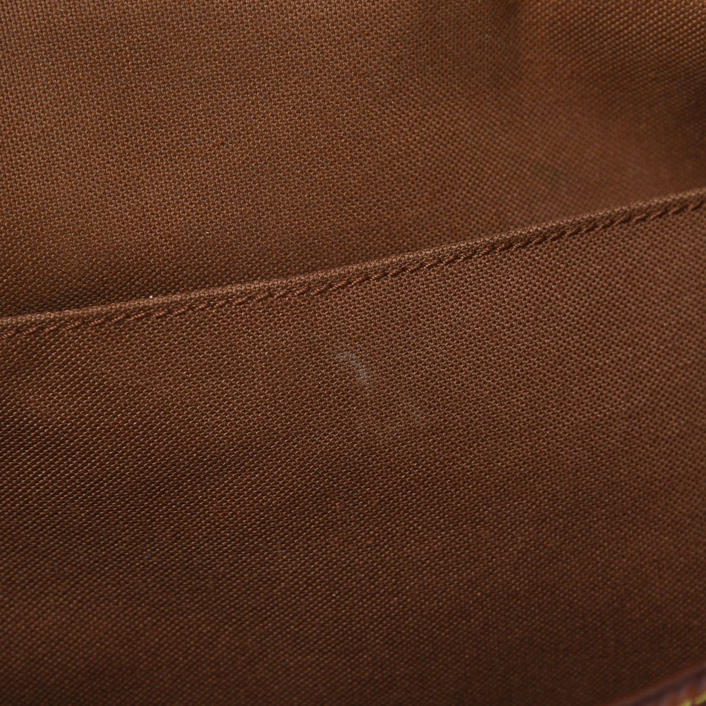 Monogram Saumur 35