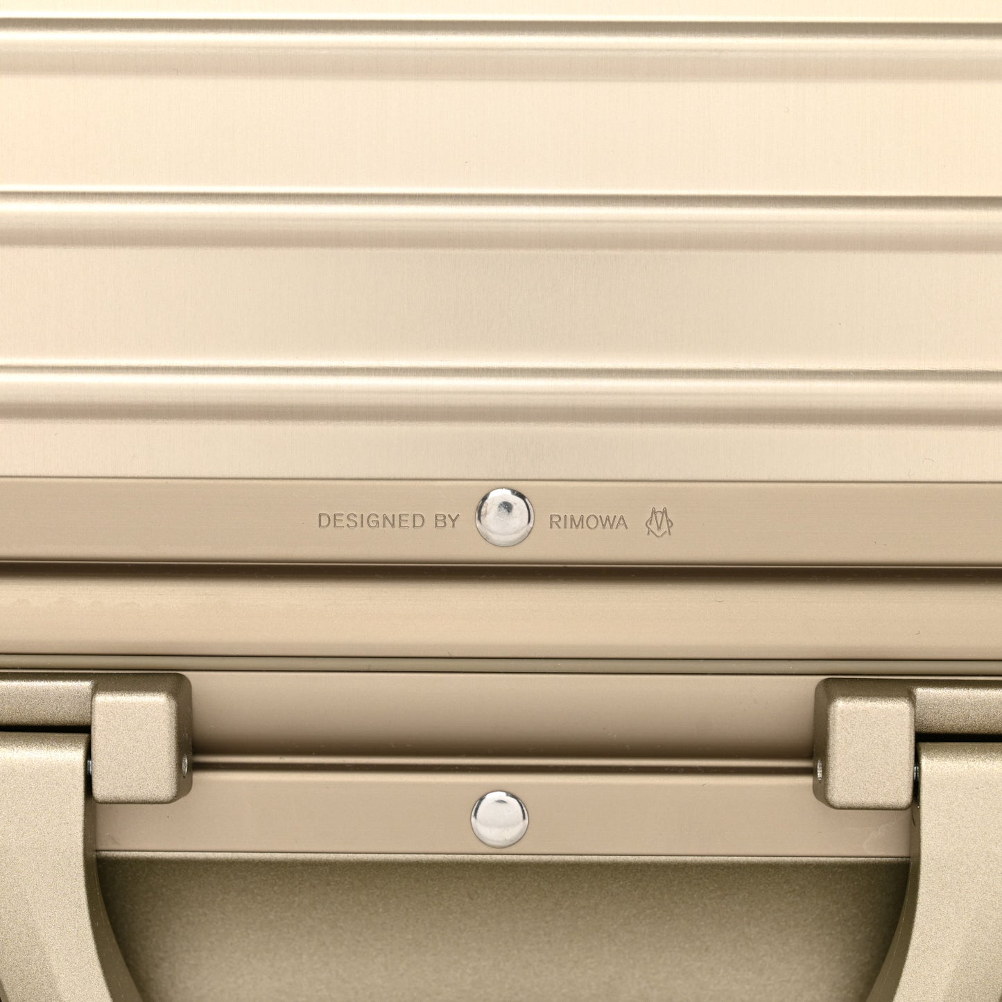 Aluminum Original Check-In M Titanium