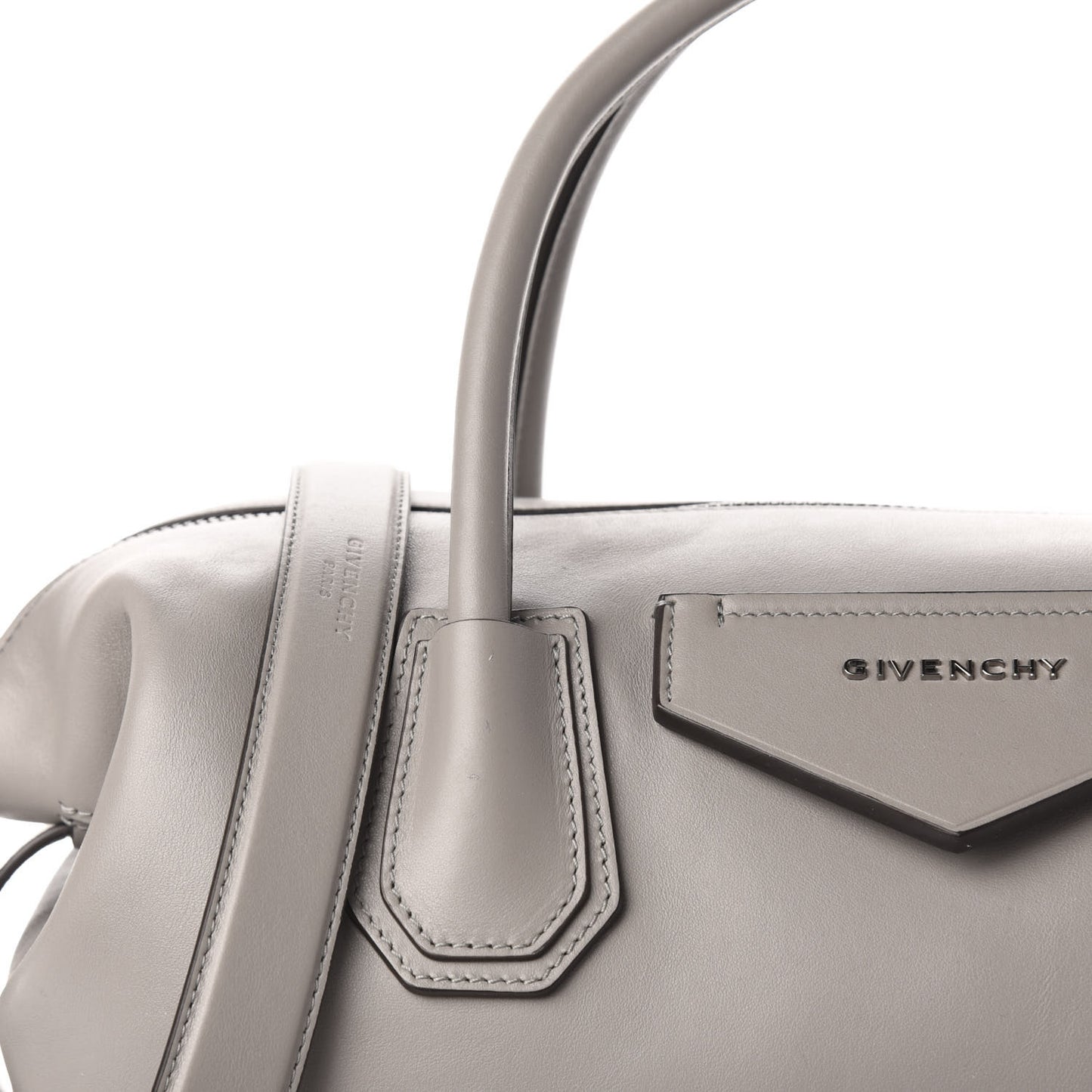 Soft Calfskin Medium Soft Antigona Pearl Grey