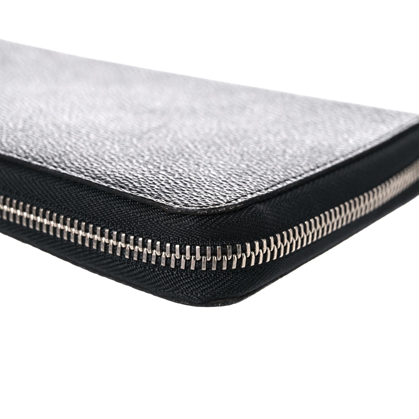 Damier Graphite Zippy Organizer Wallet