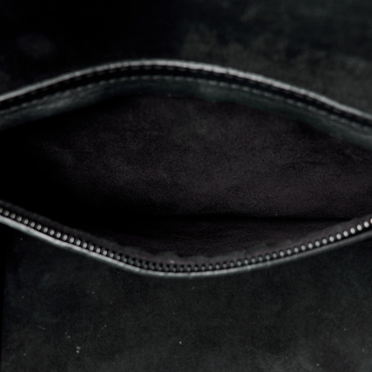 Celine Smooth Calfskin Medium Phantom Luggage Black 6 of 20