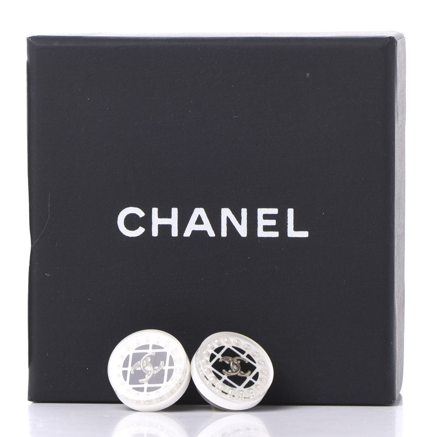 Resin Pearl CC Earrings White Black