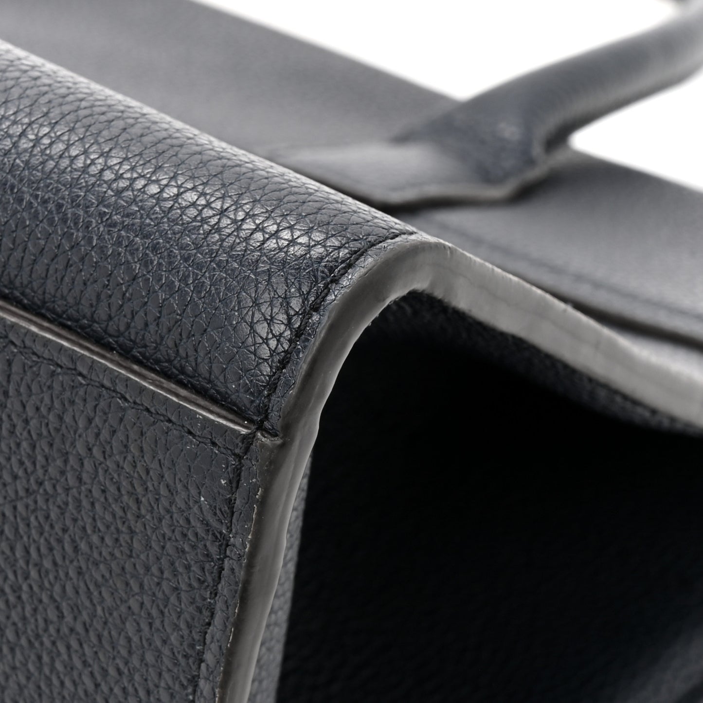 Classic Grain Medium New Bayswater Black