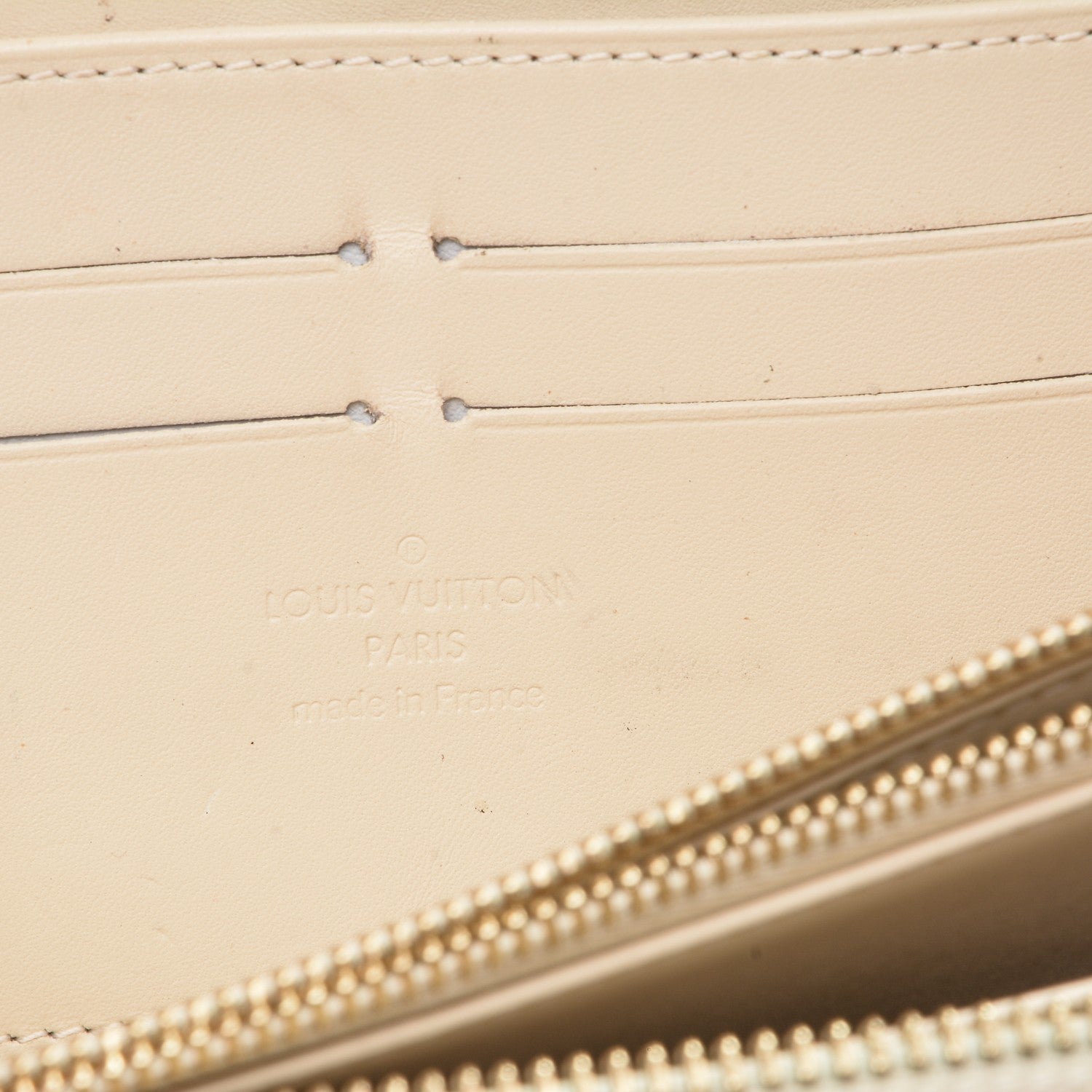 Louis Vuitton Vernis Zippy Wallet Blanc Corail 6 of 12