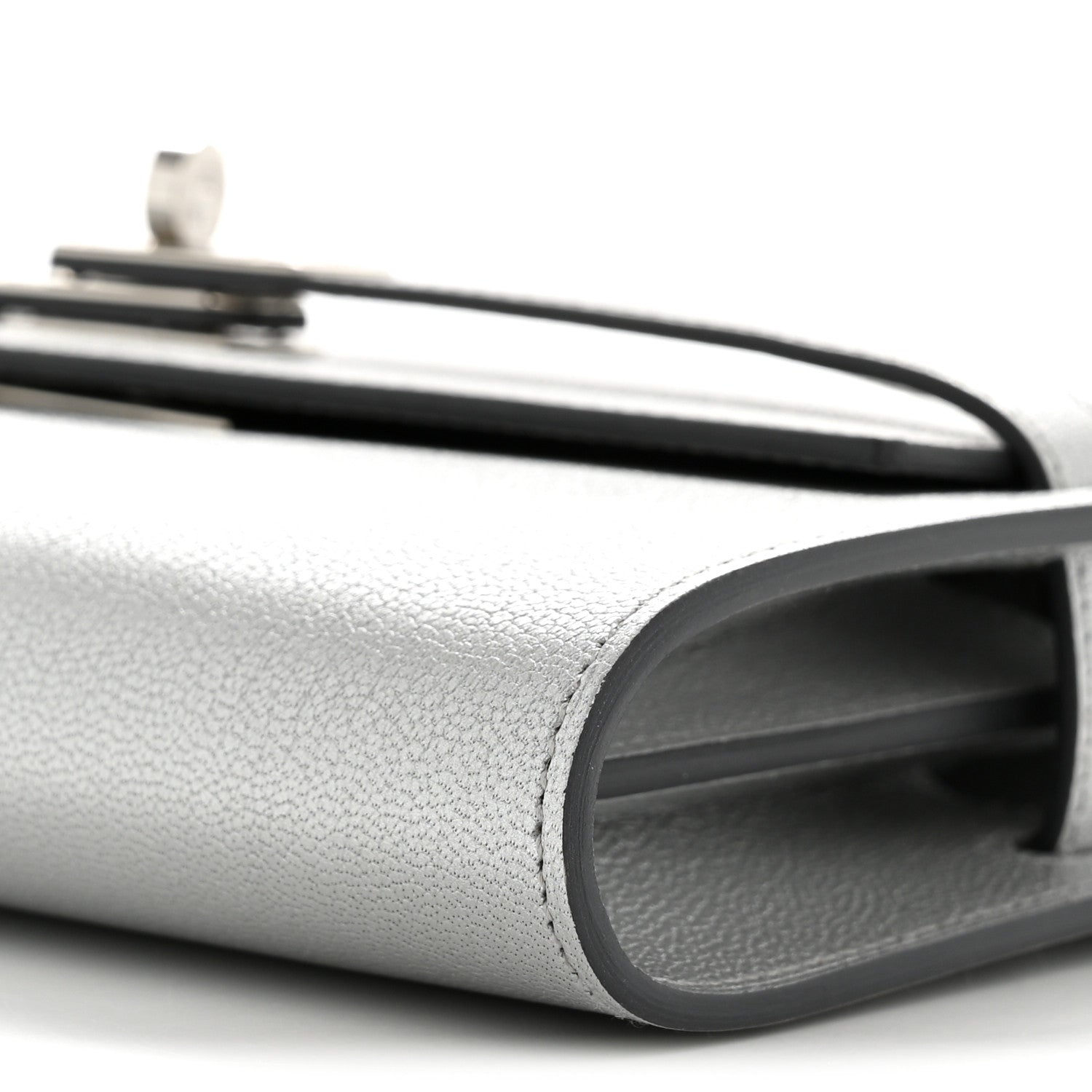 Hermes Metallic Chevre Chamkilight Kelly Wallet To Go Argent 9 of 10
