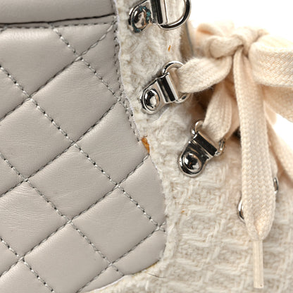 Chanel Tweed Patent Cap Toe Lace Up Short Boots 39.5 White 10 of 10