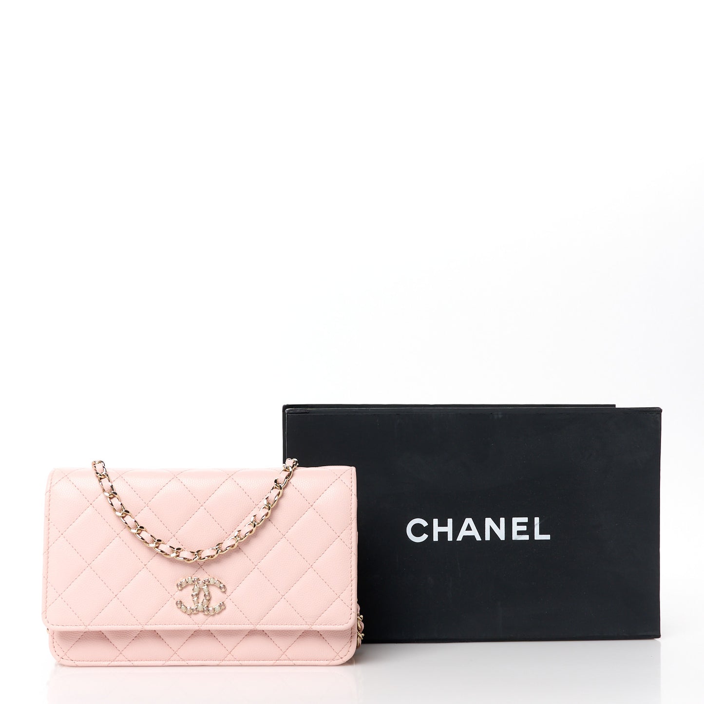 Shiny Caviar Enamel Quilted CC Wallet On Chain WOC Light Pink