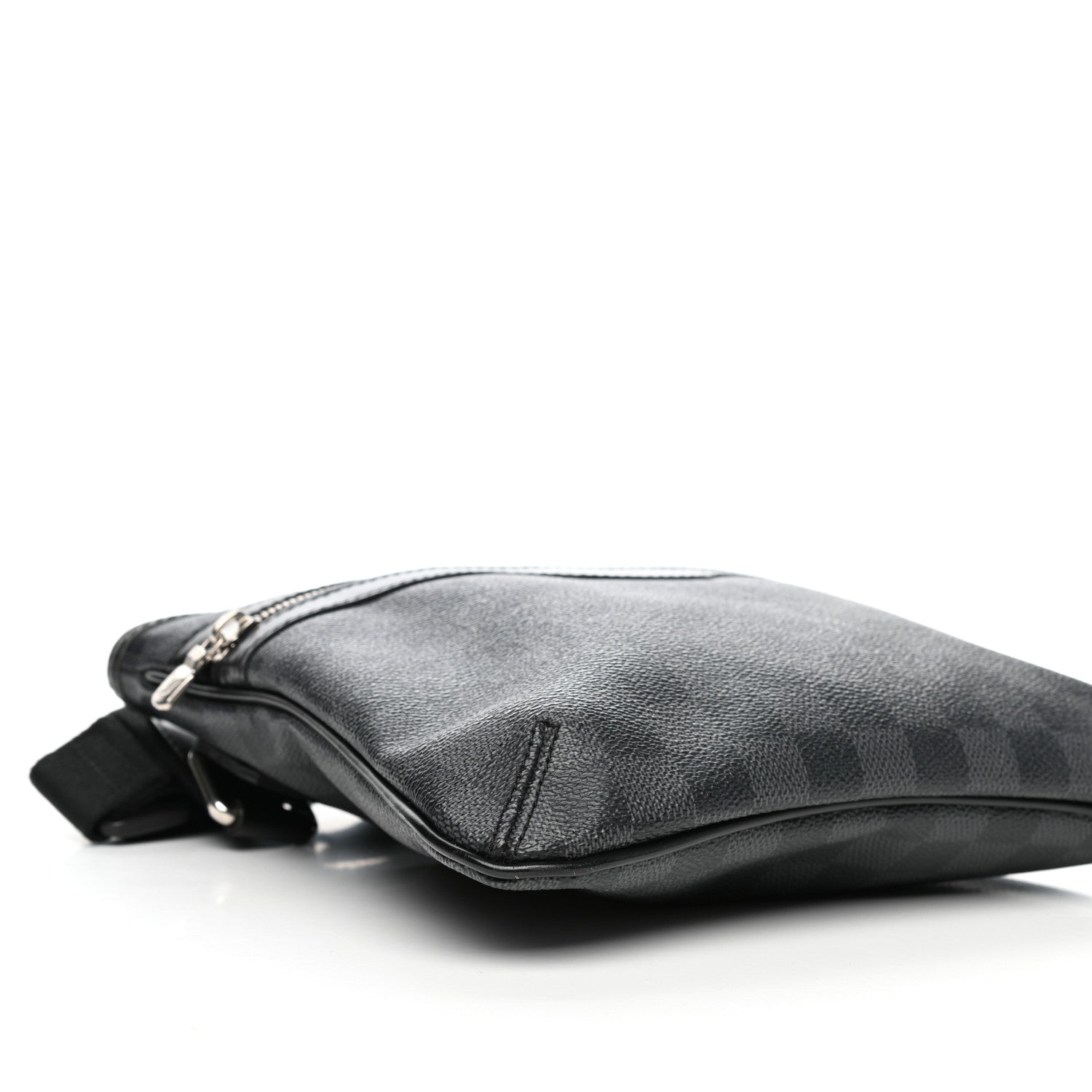 Louis Vuitton Damier Graphite Thomas 9 of 11