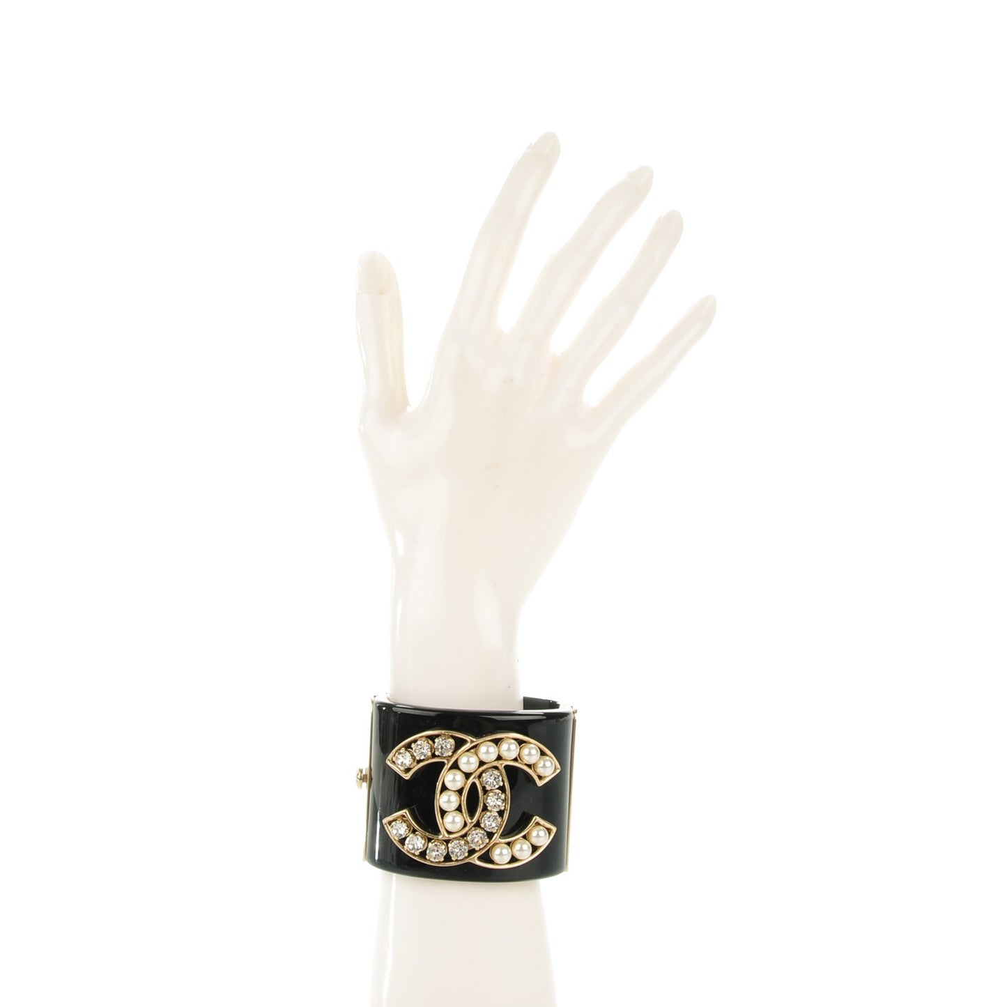 Resin Crystal Pearl CC Cuff Black
