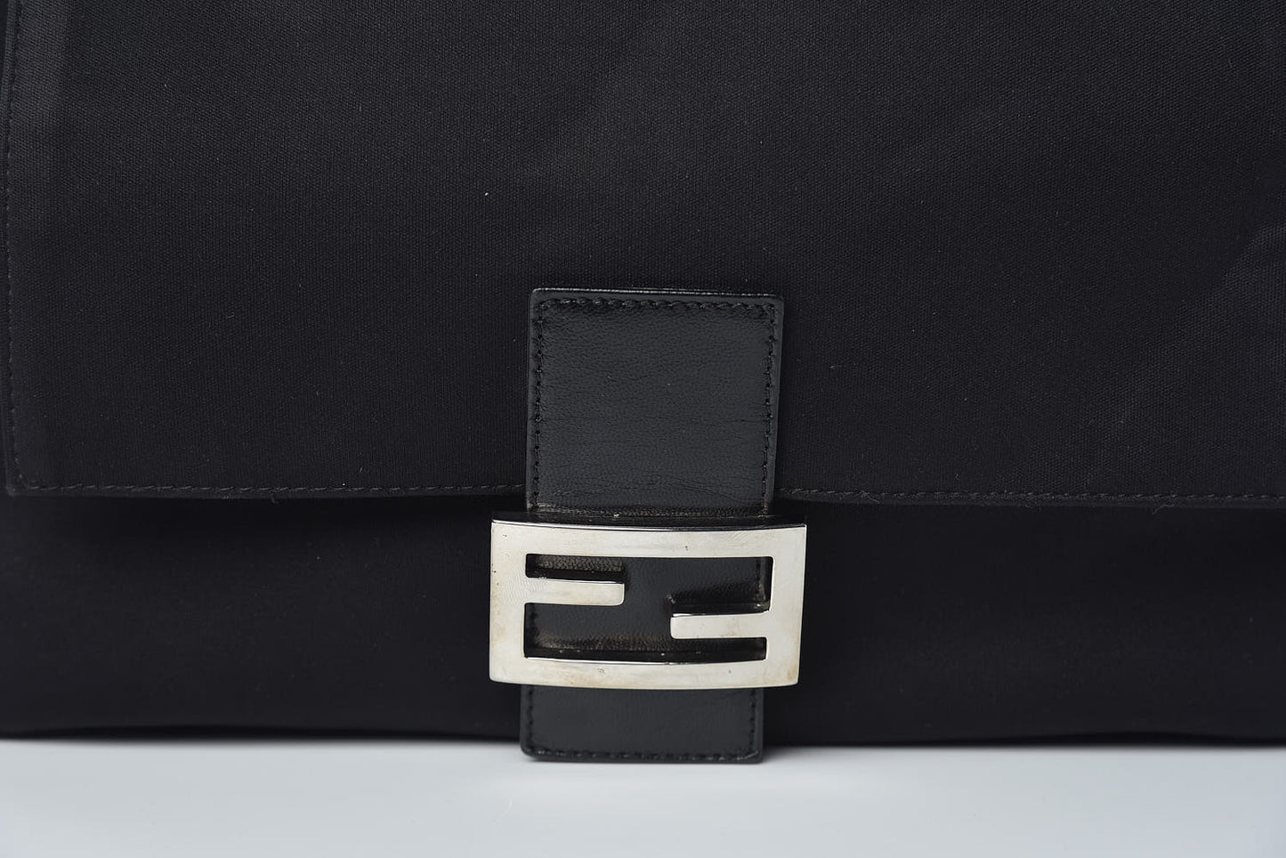 Neoprene Mama Baguette Black