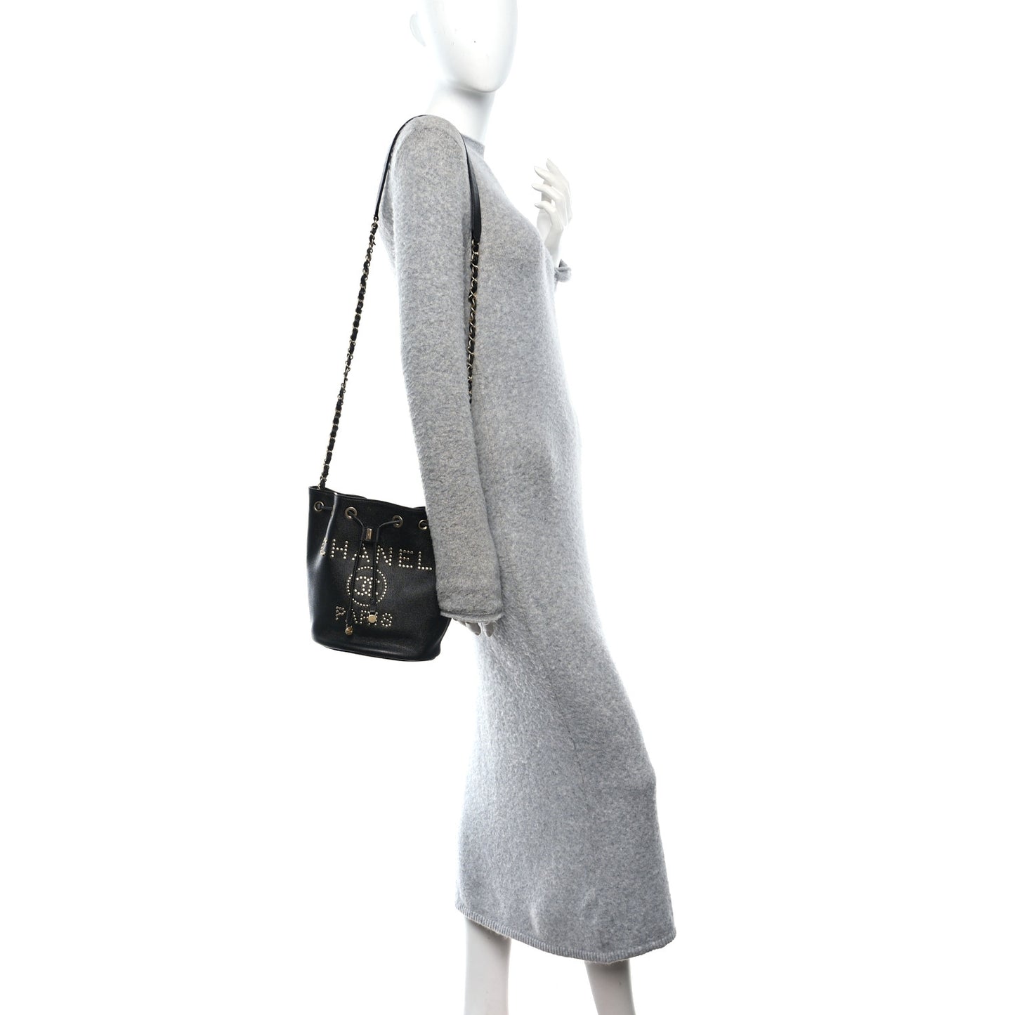 Caviar Deauville Drawstring Bucket Bag Black