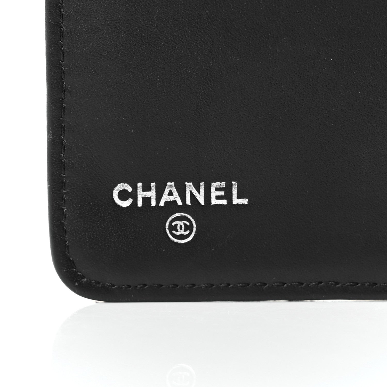Chanel Caviar Quilted Yen Wallet Dark Blue 6 of 9