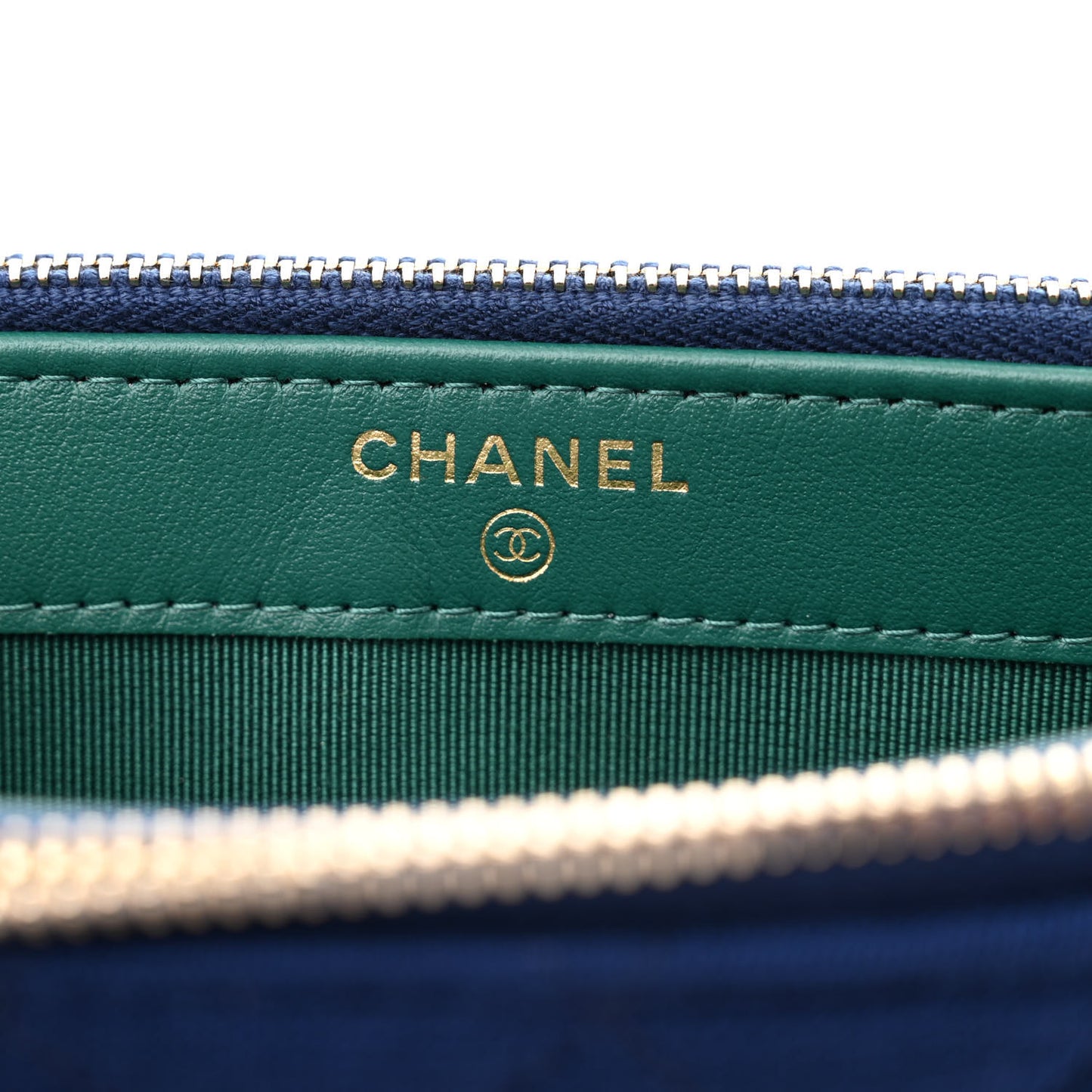 Jersey Quilted Small Clutch With Chain Navy