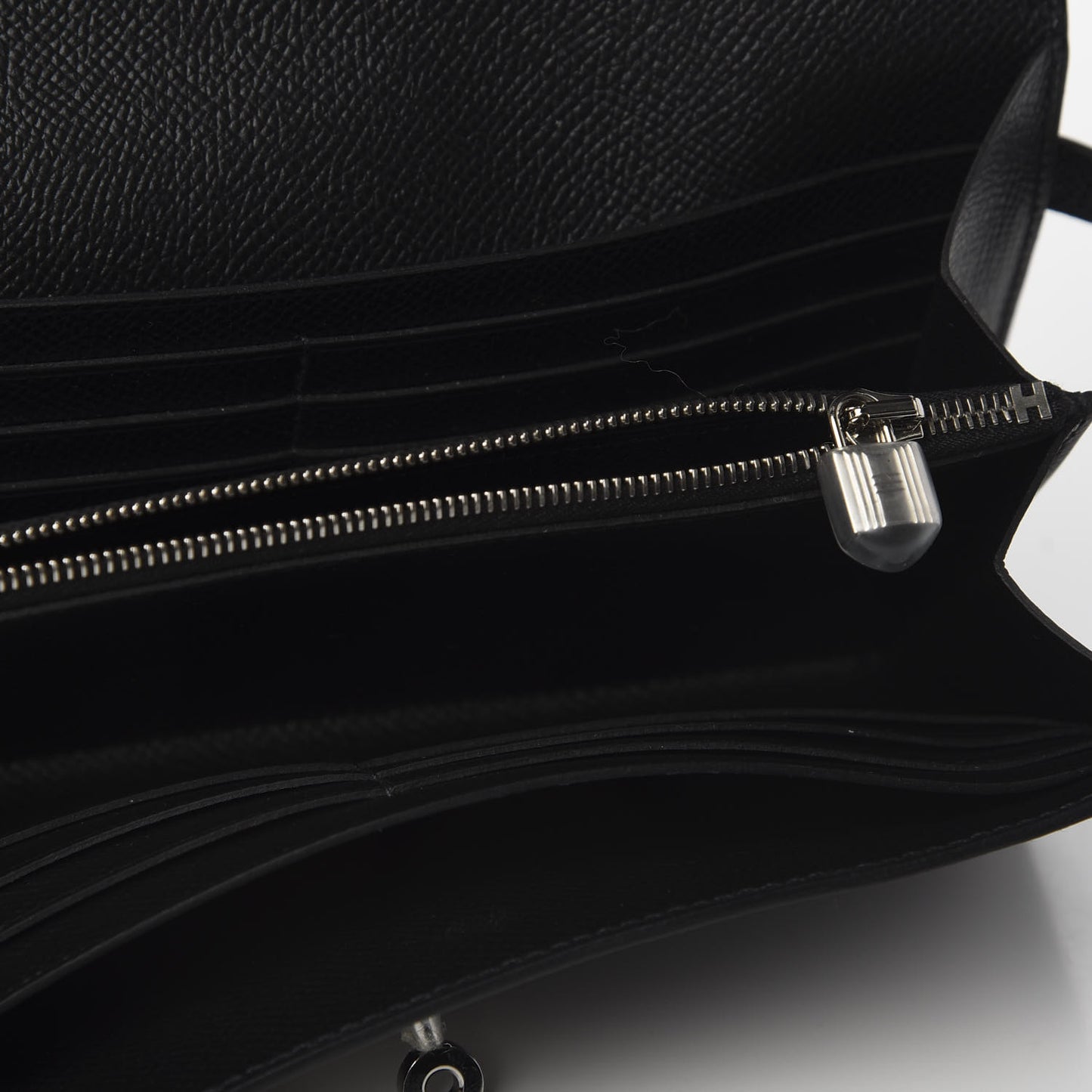 Epsom Kelly Longue Wallet Black