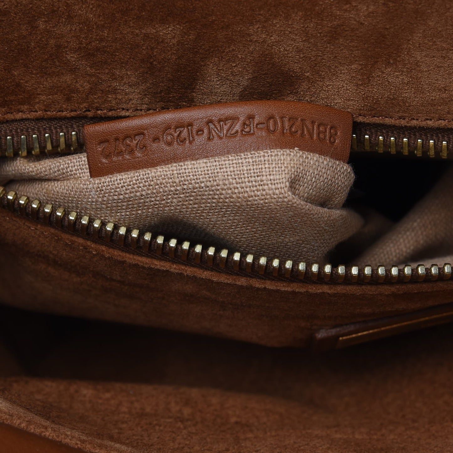Vitello Suede Large Peekaboo Iconic Satchel Cuoio Rame Moro