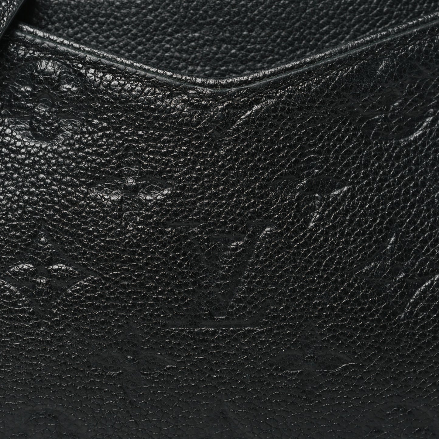 Empreinte Pallas Crossbody Black