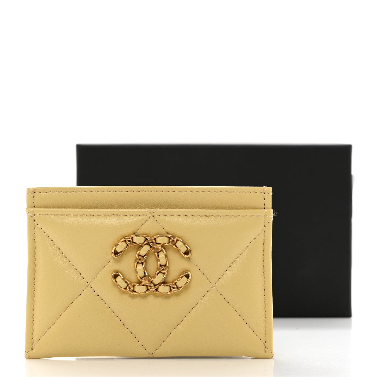 Lambskin Quilted Chanel 19 Card Holder Yellow