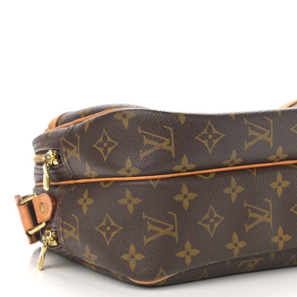 Louis Vuitton Monogram Reporter PM 9 of 12
