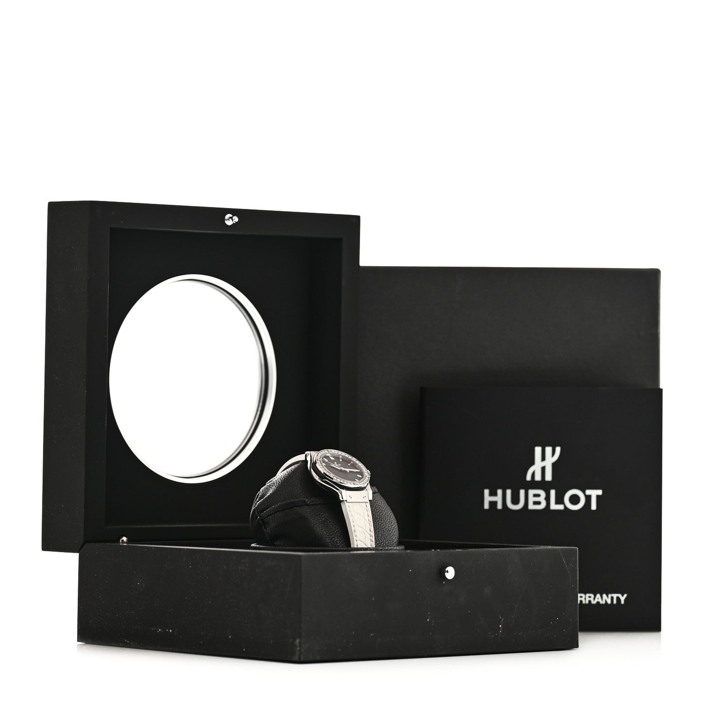 Stainless Steel Alligator Diamond Bezel 33mm Classic Fusion Quartz Watch Black 581.NX.1171.RX.1104