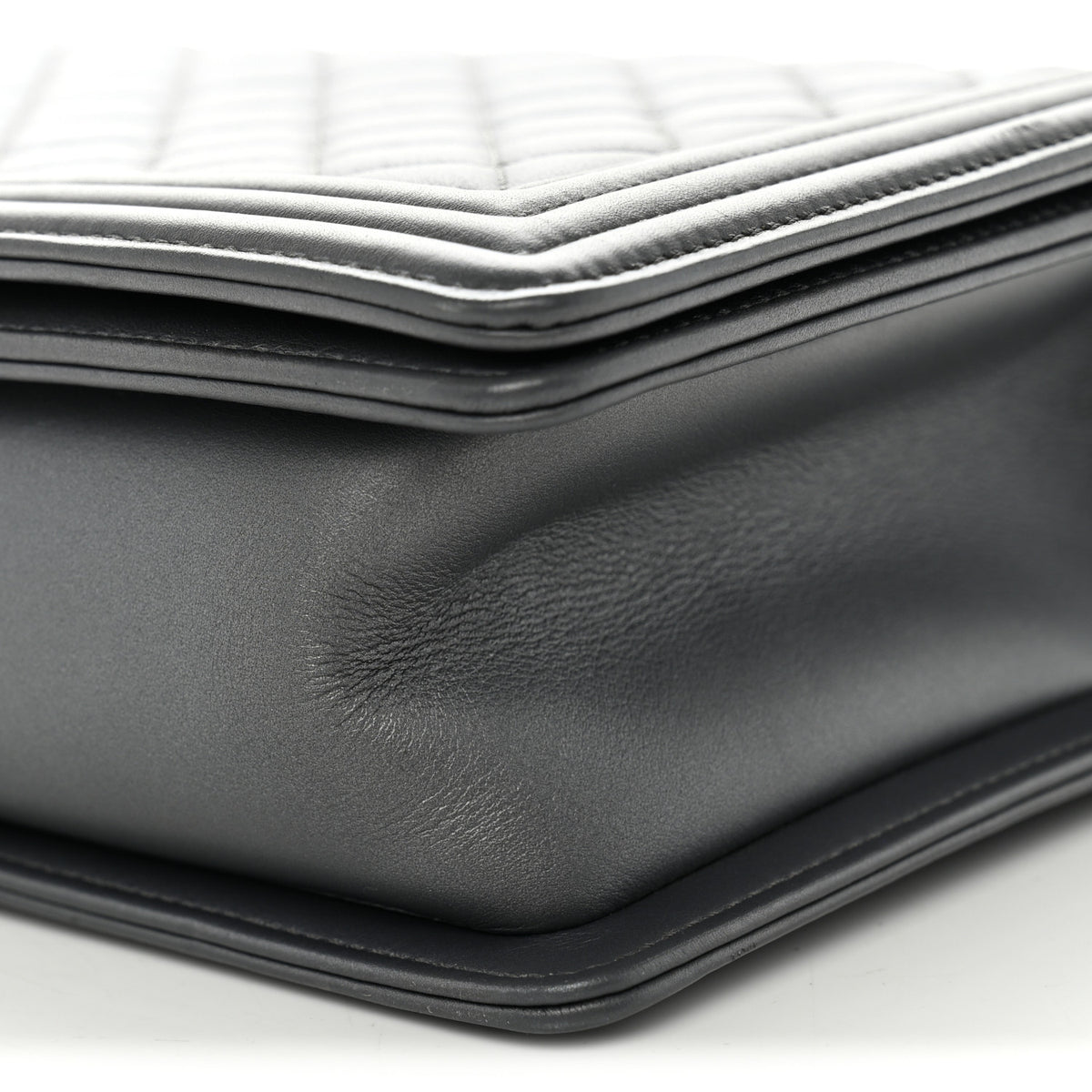 Chanel Metallic Calfskin Quilted New Medium Boy Flap Grey 19 of 19