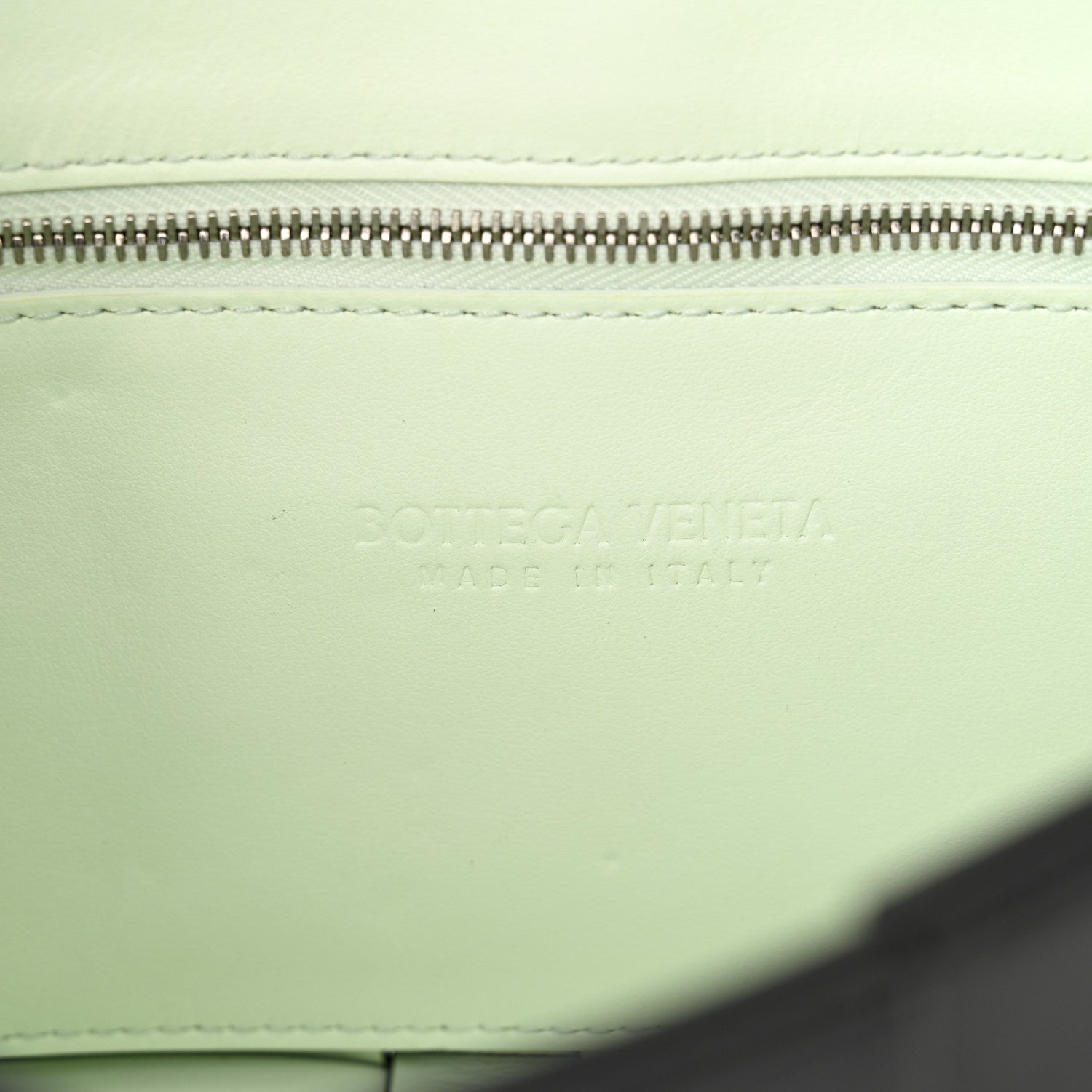 Bottega Veneta Calfskin Maxi Intreccio Cassette Bag Ardoise Glacier 6 of 11