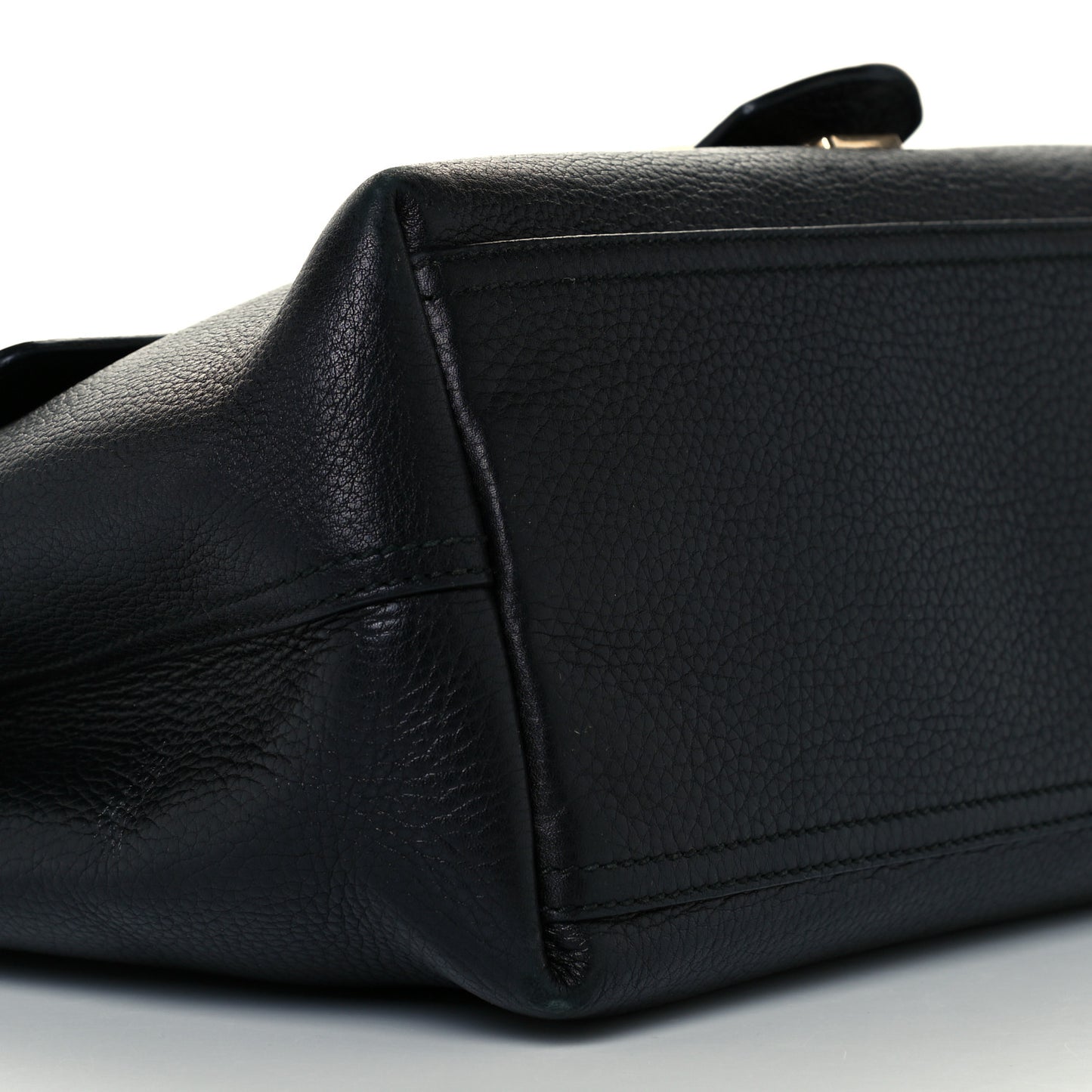 Calfskin Large GG Marmont Shoulder Bag Black
