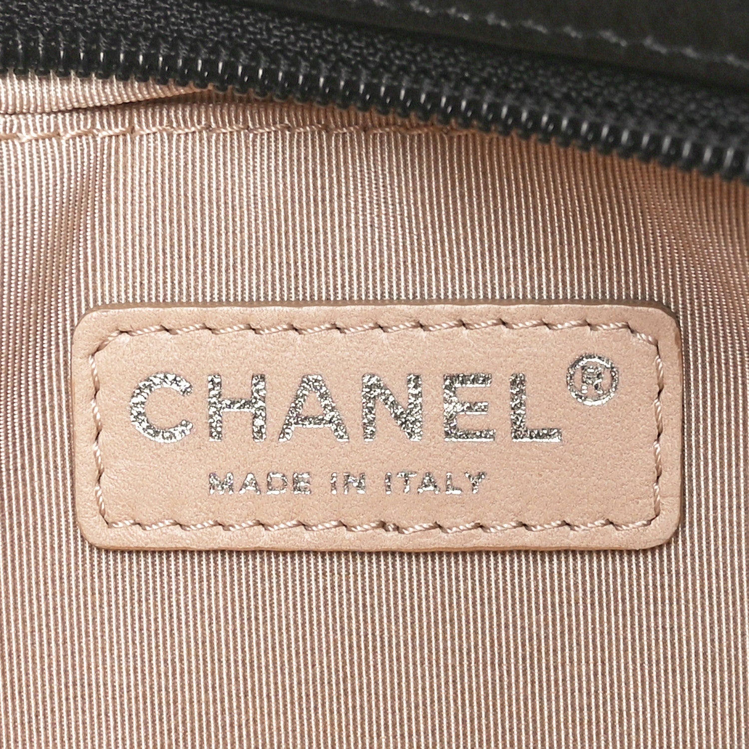 Chanel Lambskin Rue Cambon Wristlet Black 6 of 11
