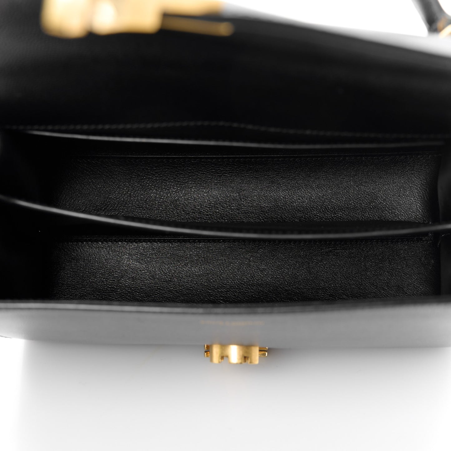 Grain de Poudre Medium Classic Monogram Cassandra Top Handle Black