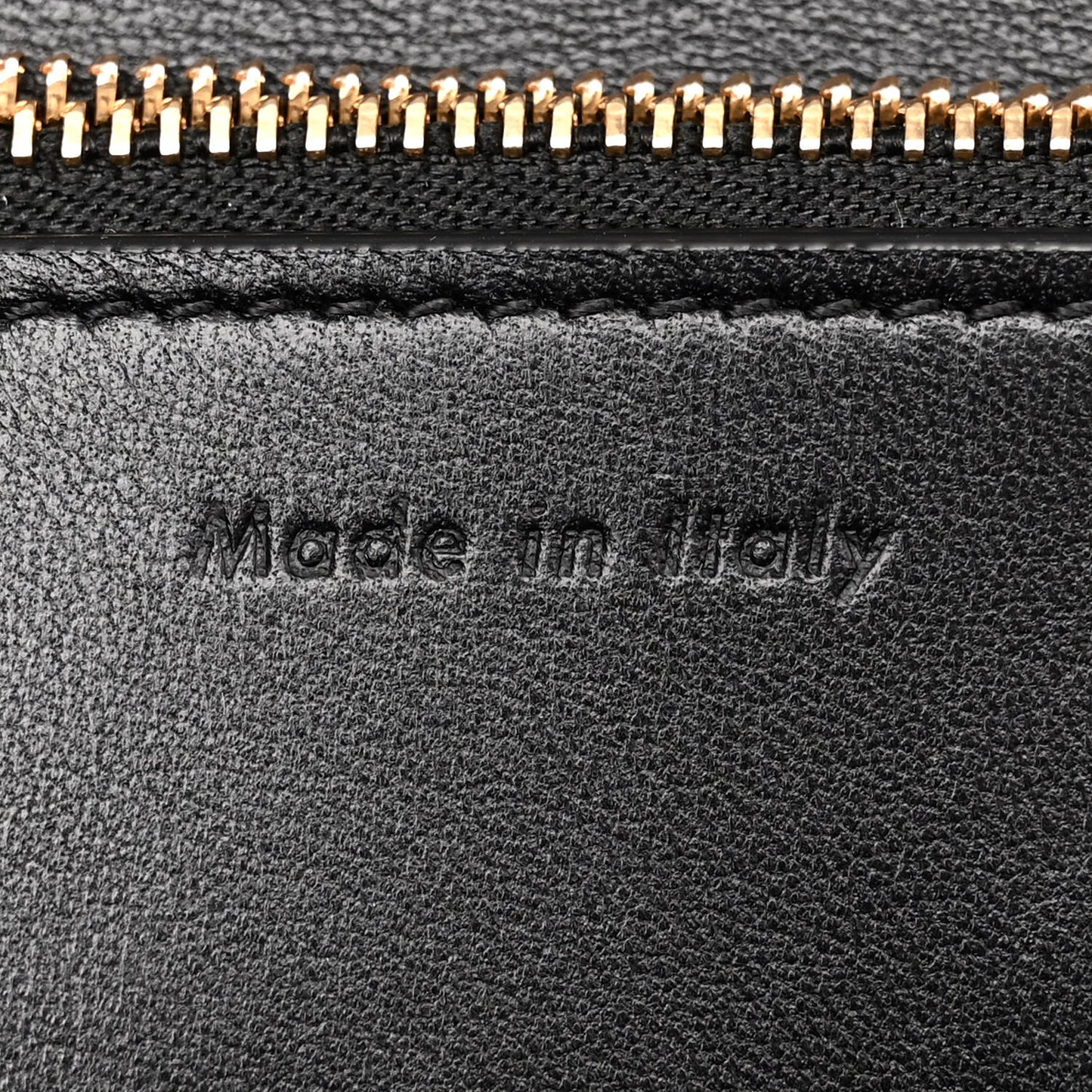 Box Calfskin Medium Classic Box Flap Bag Black