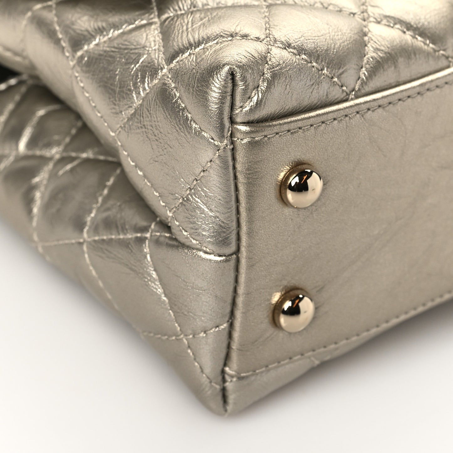 Metallic Aged Calfskin Quilted Mini Coco Handle Flap Gold