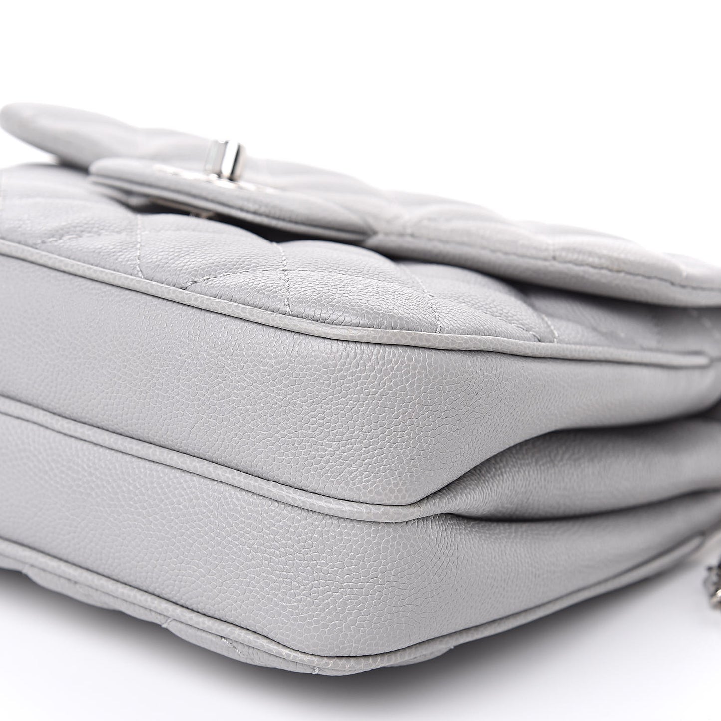 Caviar Quilted Small Urban Companion Flap Grey